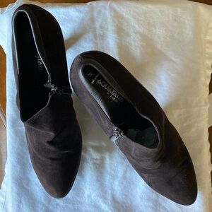 Aquitalia by Harwin K. Brown suede booties size 11